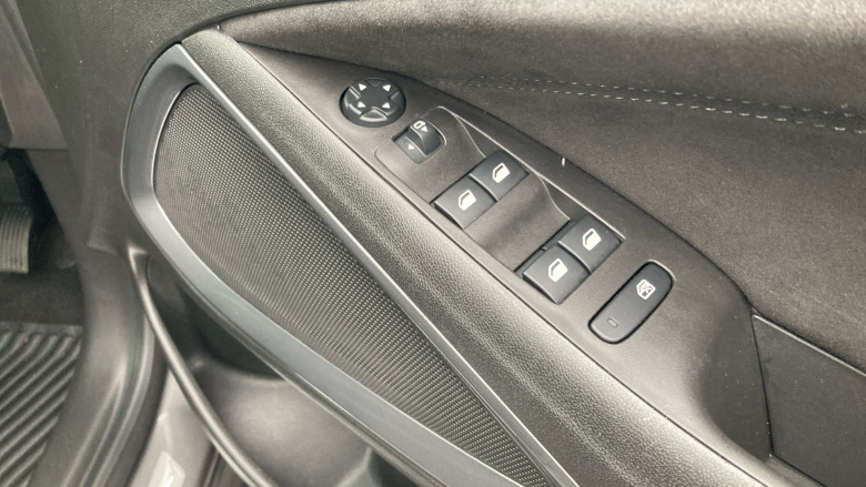 Vauxhall Crossland 1.2 Turbo [130] Ultimate 5dr Petrol Hatchback